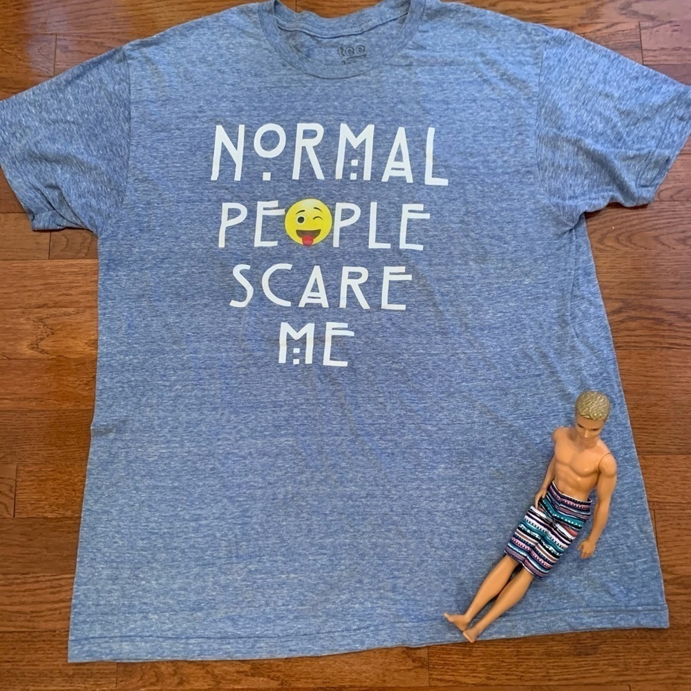 MENS BLUE HUMOR SHIRT AMERICAN HORROR  FONT FALL SCHOOL